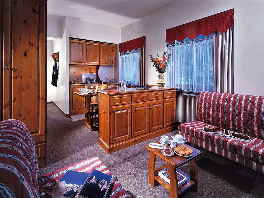 Hotel Miramonti Corvara ห้อง รูปภาพ